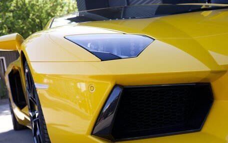 Lamborghini Aventador I рестайлинг, 2015 год, 32 500 000 рублей, 19 фотография