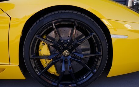 Lamborghini Aventador I рестайлинг, 2015 год, 32 500 000 рублей, 13 фотография