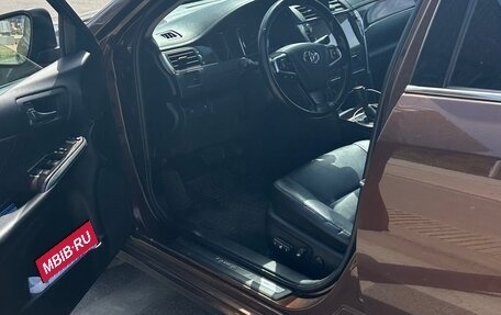Toyota Camry, 2017 год, 2 750 000 рублей, 8 фотография