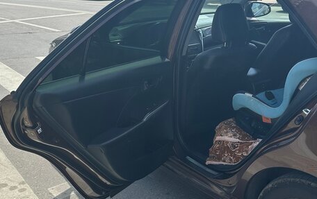 Toyota Camry, 2017 год, 2 750 000 рублей, 10 фотография