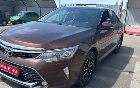 Toyota Camry, 2017 год, 2 750 000 рублей, 16 фотография