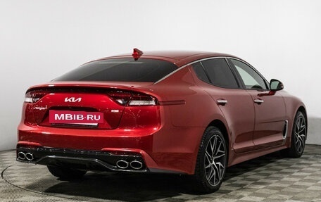KIA Stinger I, 2022 год, 2 800 000 рублей, 5 фотография
