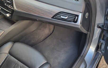 BMW 5 серия, 2018 год, 3 850 000 рублей, 29 фотография