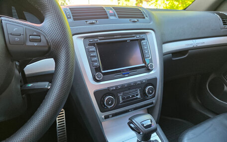 Skoda Octavia RS, 2010 год, 1 350 000 рублей, 10 фотография