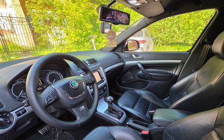 Skoda Octavia RS, 2010 год, 1 350 000 рублей, 14 фотография