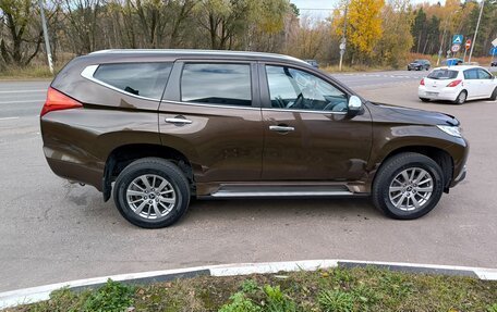 Mitsubishi Pajero Sport III рестайлинг, 2018 год, 3 100 000 рублей, 6 фотография