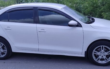 Volkswagen Jetta VI, 2014 год, 990 000 рублей, 3 фотография