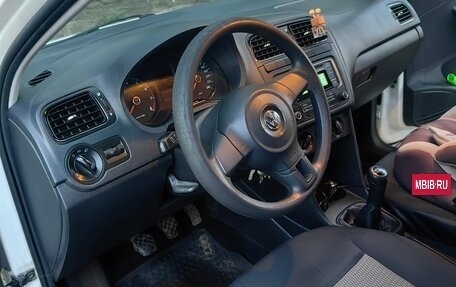 Volkswagen Polo VI (EU Market), 2011 год, 630 000 рублей, 15 фотография