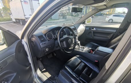 Volkswagen Touareg III, 2005 год, 2 фотография