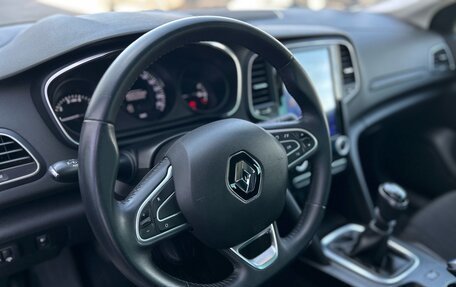 Renault Megane IV, 2019 год, 1 415 000 рублей, 8 фотография