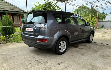 Mitsubishi Outlander III рестайлинг 3, 2011 год, 1 270 000 рублей, 4 фотография