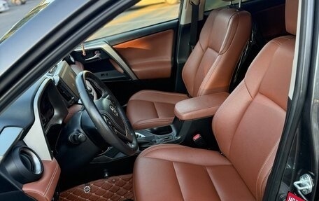Toyota RAV4, 2015 год, 2 500 000 рублей, 7 фотография