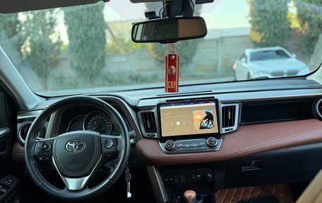 Toyota RAV4, 2015 год, 2 500 000 рублей, 12 фотография
