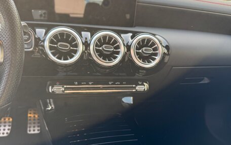 Mercedes-Benz CLA, 2021 год, 3 580 000 рублей, 11 фотография