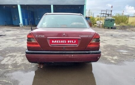 Mercedes-Benz C-Класс, 1997 год, 170 000 рублей, 3 фотография