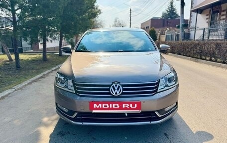 Volkswagen Passat B7, 2011 год, 999 000 рублей, 2 фотография