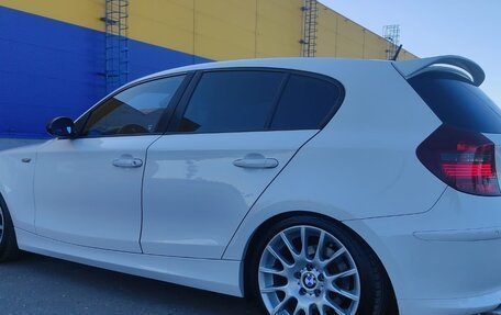 BMW 1 серия, 2008 год, 1 250 000 рублей, 3 фотография