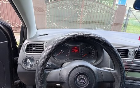 Volkswagen Polo VI (EU Market), 2011 год, 650 000 рублей, 4 фотография