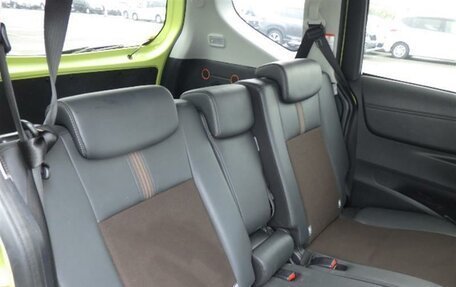 Toyota Sienta II, 2020 год, 1 750 000 рублей, 8 фотография