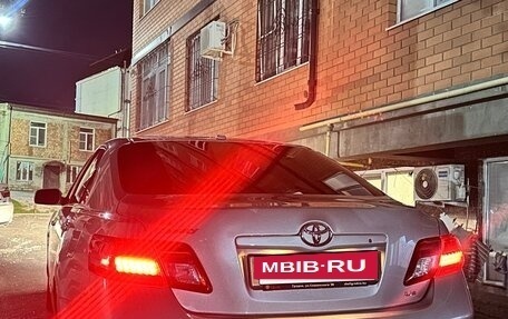 Toyota Camry, 2010 год, 950 000 рублей, 4 фотография