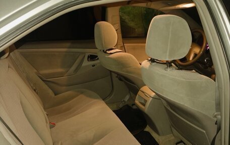 Toyota Camry, 2010 год, 950 000 рублей, 7 фотография