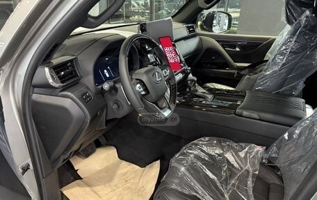 Lexus LX, 2025 год, 16 490 000 рублей, 12 фотография