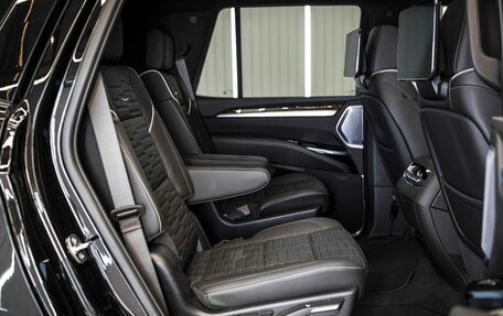 Cadillac Escalade V, 2025 год, 22 400 000 рублей, 24 фотография