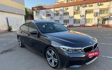 BMW 6 серия, 2018 год, 3 950 000 рублей, 2 фотография
