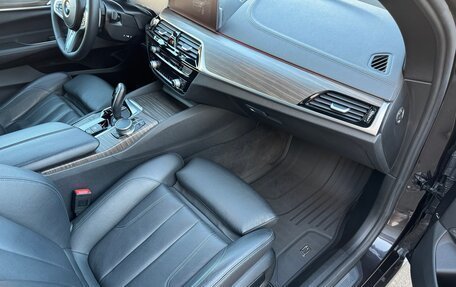 BMW 6 серия, 2018 год, 3 950 000 рублей, 31 фотография