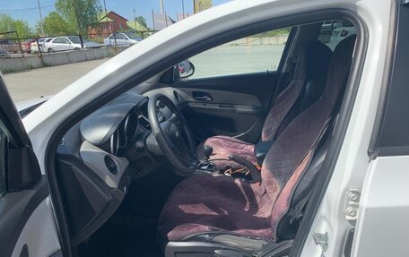 Chevrolet Cruze II, 2012 год, 700 000 рублей, 6 фотография