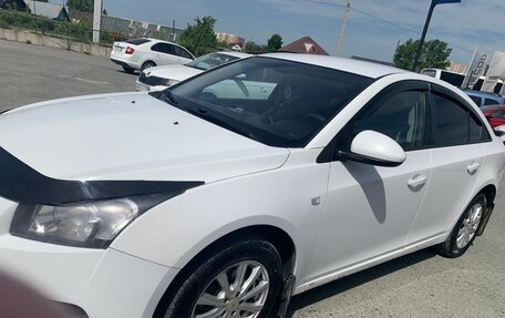 Chevrolet Cruze II, 2012 год, 700 000 рублей, 9 фотография