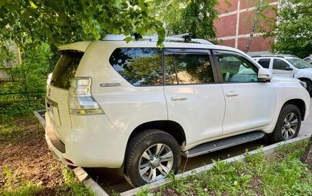 Toyota Land Cruiser Prado 150 рестайлинг 2, 2011 год, 4 700 000 рублей, 2 фотография