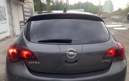 Opel Astra J, 2010 год, 760 000 рублей, 3 фотография