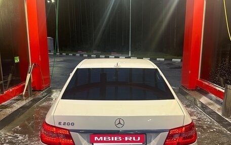 Mercedes-Benz E-Класс, 2013 год, 1 750 000 рублей, 4 фотография