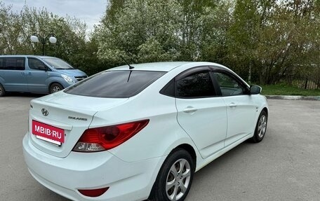 Hyundai Solaris II рестайлинг, 2011 год, 750 000 рублей, 2 фотография