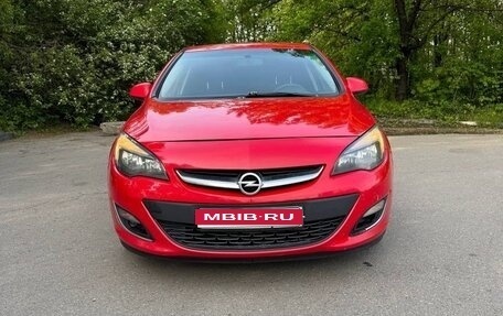 Opel Astra J, 2013 год, 570 000 рублей, 1 фотография