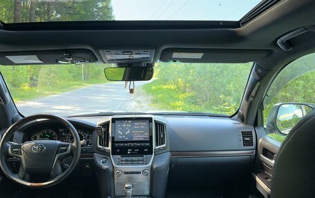 Toyota Land Cruiser 200, 2018 год, 7 650 000 рублей, 14 фотография