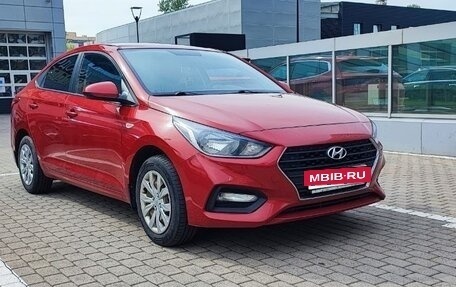 Hyundai Solaris II рестайлинг, 2018 год, 1 300 000 рублей, 3 фотография