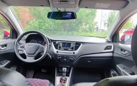 Hyundai Solaris II рестайлинг, 2018 год, 1 300 000 рублей, 11 фотография