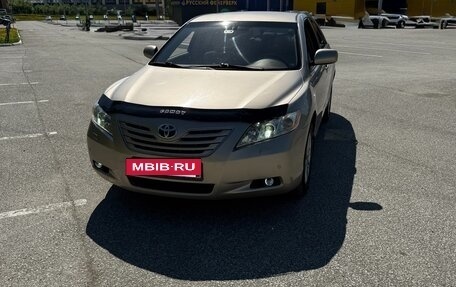 Toyota Camry, 2007 год, 1 350 000 рублей, 2 фотография