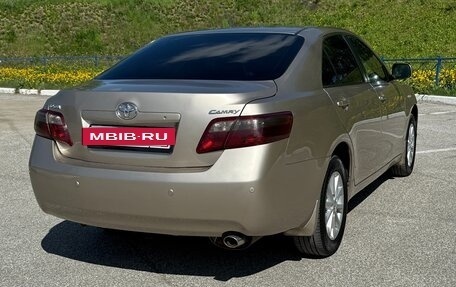 Toyota Camry, 2007 год, 1 350 000 рублей, 10 фотография