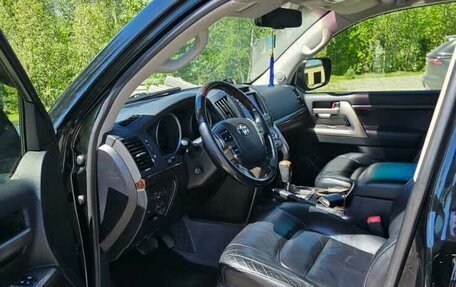 Toyota Land Cruiser 200, 2011 год, 4 000 000 рублей, 2 фотография