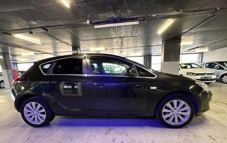 Opel Astra J, 2011 год, 599 000 рублей, 2 фотография