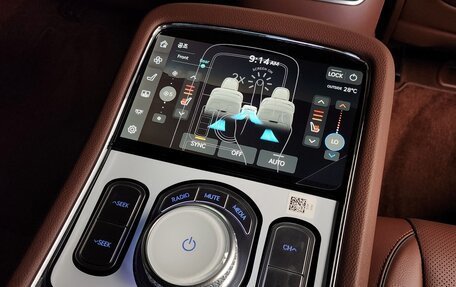 Genesis G90, 2022 год, 7 625 000 рублей, 11 фотография