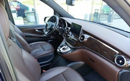 Mercedes-Benz V-Класс, 2016 год, 4 827 000 рублей, 13 фотография