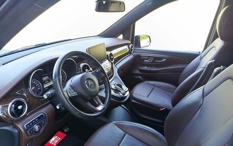 Mercedes-Benz V-Класс, 2016 год, 4 827 000 рублей, 20 фотография