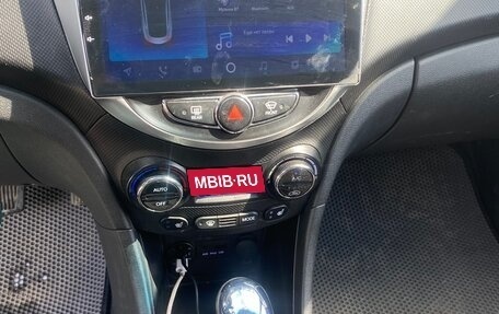 Hyundai Solaris II рестайлинг, 2011 год, 750 000 рублей, 9 фотография