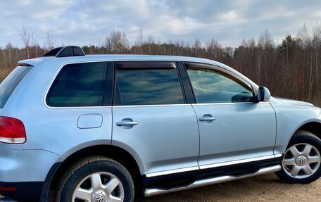 Volkswagen Touareg III, 2004 год, 1 000 000 рублей, 22 фотография