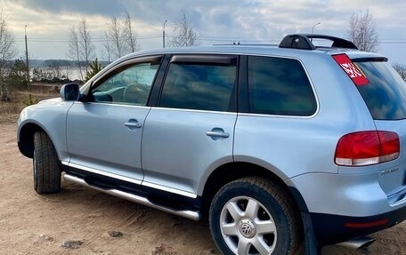Volkswagen Touareg III, 2004 год, 1 000 000 рублей, 13 фотография