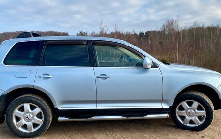 Volkswagen Touareg III, 2004 год, 1 000 000 рублей, 23 фотография